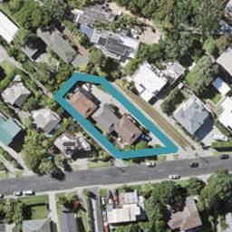 2/20 Castor Bay Road, Castor Bay, Auckland