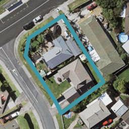 1/2 Sevilla Place, Unsworth Heights, Auckland