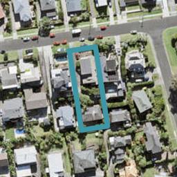 2/23 Ridge Road, Waiake, Auckland