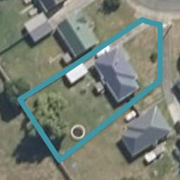 13 Hudson Avenue, Bulls