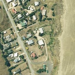39 BEACH RD , PORANGAHAU