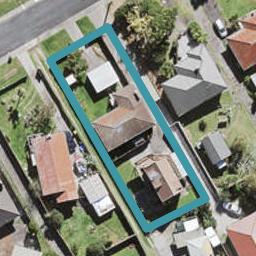 2/25 Fairclough Road, Beach Haven, Auckland