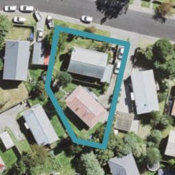 2/11 Maywood Crescent, Glen Eden, Auckland