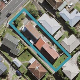 2/23 College Road, Northcote, Auckland