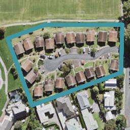 18/2 John Bracken Way, Beach Haven, Auckland