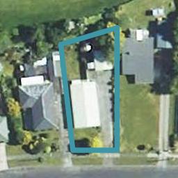 64 Pembroke Road East, Stratford