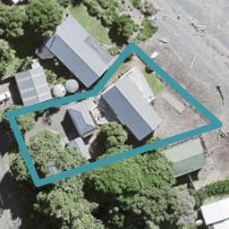 1818 East Coast Road, WHAKATIWAI, MIRANDA