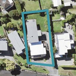 2/17 Jellicoe Road, Murrays Bay, Auckland