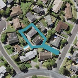 1/4 Ronald Macken Place, Windsor Park, Auckland