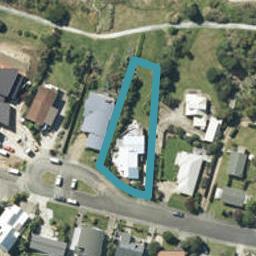 82 Selwyn Street, Pōhara, Tākaka