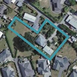 250 High Street North, Carterton