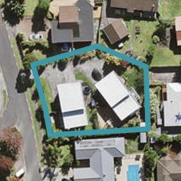 2/2 Carl Place, Unsworth Heights, Auckland