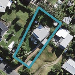 15 Alison Road, Surfdale, Waiheke Island