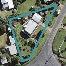 1 Bryan Road, Surfdale, Waiheke Island
