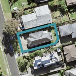 6 Newburn Road, Waiake, Auckland