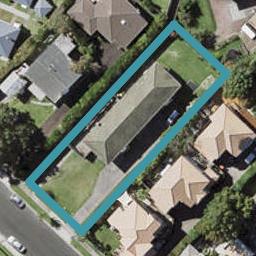 2/11 Dallinghoe Crescent, Milford, Auckland