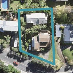 2/19 Carlisle Road, Torbay, Auckland