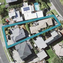 2/185 East Coast Road, Castor Bay, North Shore City