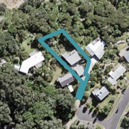 21 Kennedy Point Road, Surfdale, Waiheke Island