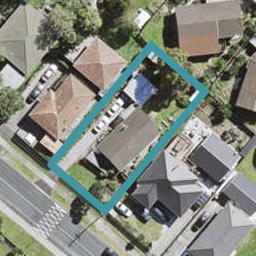 36 Parrs Cross Road, Henderson, Auckland