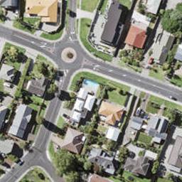 2/51 Beach Road, Mellons Bay, Auckland