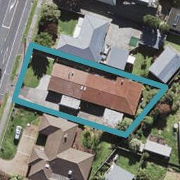 2/179 Te Atatu Road, Te Atatu South, Auckland
