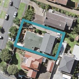 2/3 Saltburn Road, Milford, Auckland