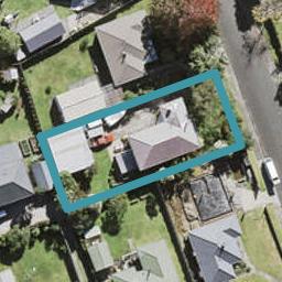 4 Crocombe Crescent, Beach Haven, Auckland