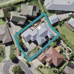 11 Baulcomb Parade, Windsor Park, Auckland