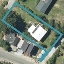 12 Petersen Road, Tata Beach