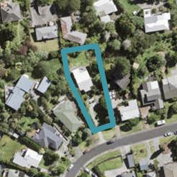 18 Deane Avenue, Titirangi, Auckland