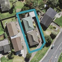 2/361 Wairau Road, Totara Vale, Auckland