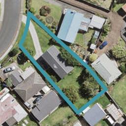 14 Coburg Street, Henderson, Auckland