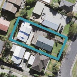 2/8 Cobham Crescent, Kelston, Auckland