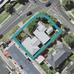 2/18 Lake Pupuke Drive, Takapuna, Auckland
