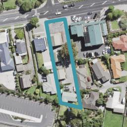 2/708 Swanson Road, Swanson, Auckland