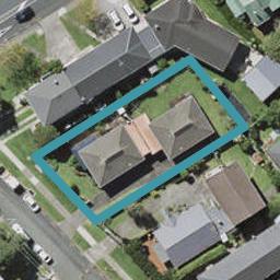 2/7 Lake Pupuke Drive, Takapuna, Auckland