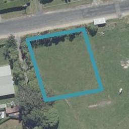 12 Bay Road, PURAKAUNUI