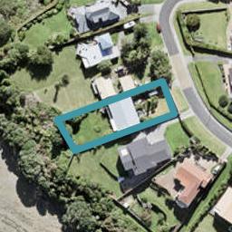 20 The Crescent, Tindalls Beach, Whangaparaoa