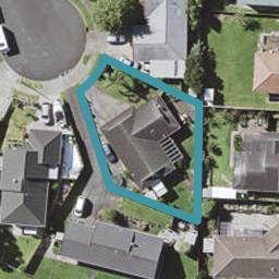 32 Pinewood Grove, Botany Downs, Auckland