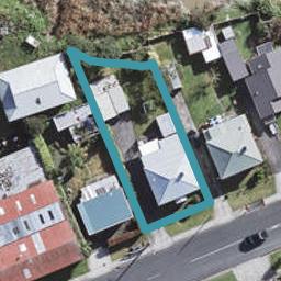 18 Awaroa Road, Helensville, Helensville