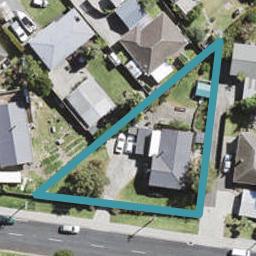 6 Parrs Cross Road, Henderson, Auckland