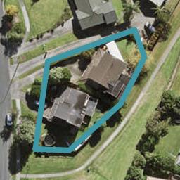 2/33 Unsworth Drive, Unsworth Heights, Auckland