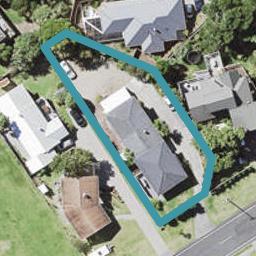 2/81 Arran Road, Browns Bay, Auckland