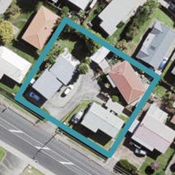 2/84 Parrs Cross Road, Henderson, Auckland