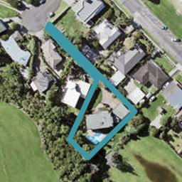 2 Luke Place, Eastern Beach, Auckland