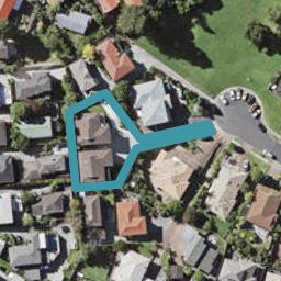 2/20 Spears Place, Botany Downs, Auckland