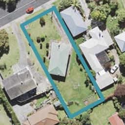 12 Barron Drive, Green Bay, Auckland
