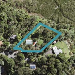 14 Dorothy Road, Laingholm, Auckland
