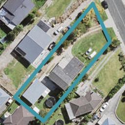 37 Parrs Cross Road, Henderson, Auckland